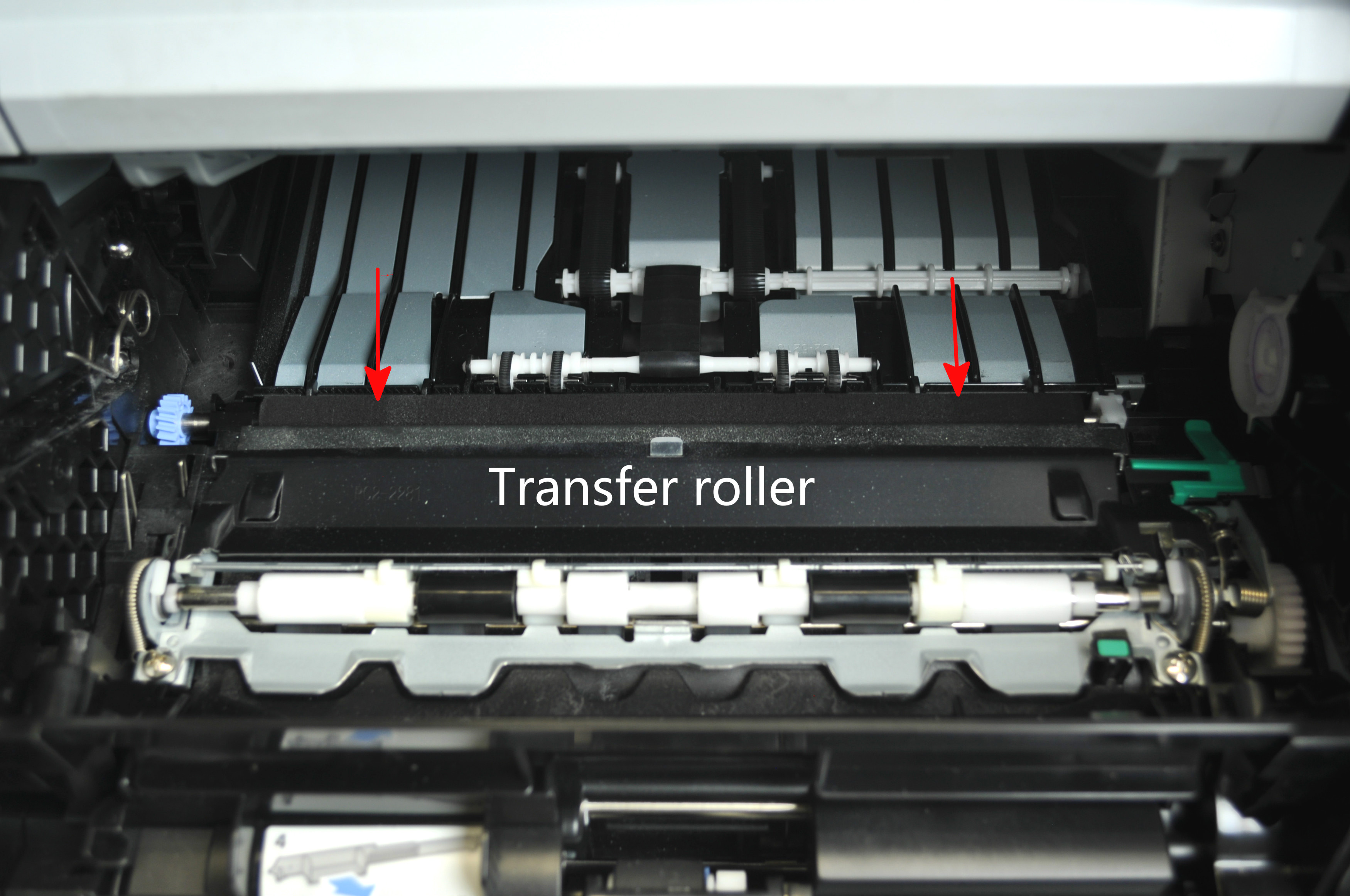 RM1-0699-000 Transfer Roller Instruction Guide (part of Q2429A maintenance kit)
