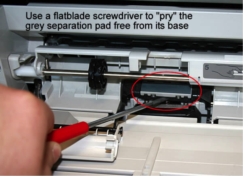 Installing RF5-3086-000 Tray 1 separation pad for HP LaserJet 4100 HP