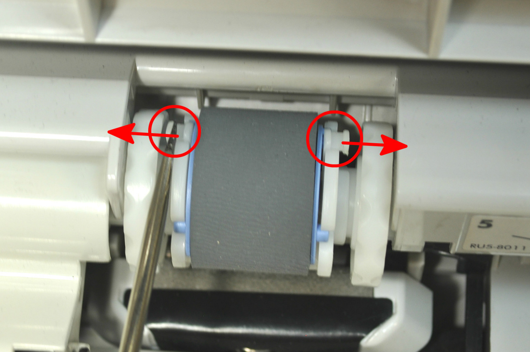 RL1-0019-000 Pickup Roller Installation Guide (part of Q2429A Maintenance kit)